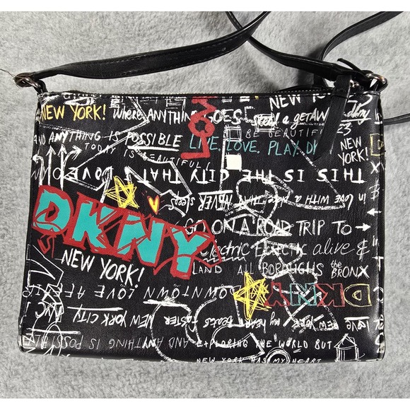 DKNY Bryant Park Black Graffiti Print Crossbody Bag Purse Streetwear 2021 - Picture 5 of 12